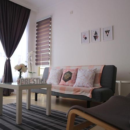 Prestige Pelangi Riverside'S Home Κότα Μπάρου Εξωτερικό φωτογραφία