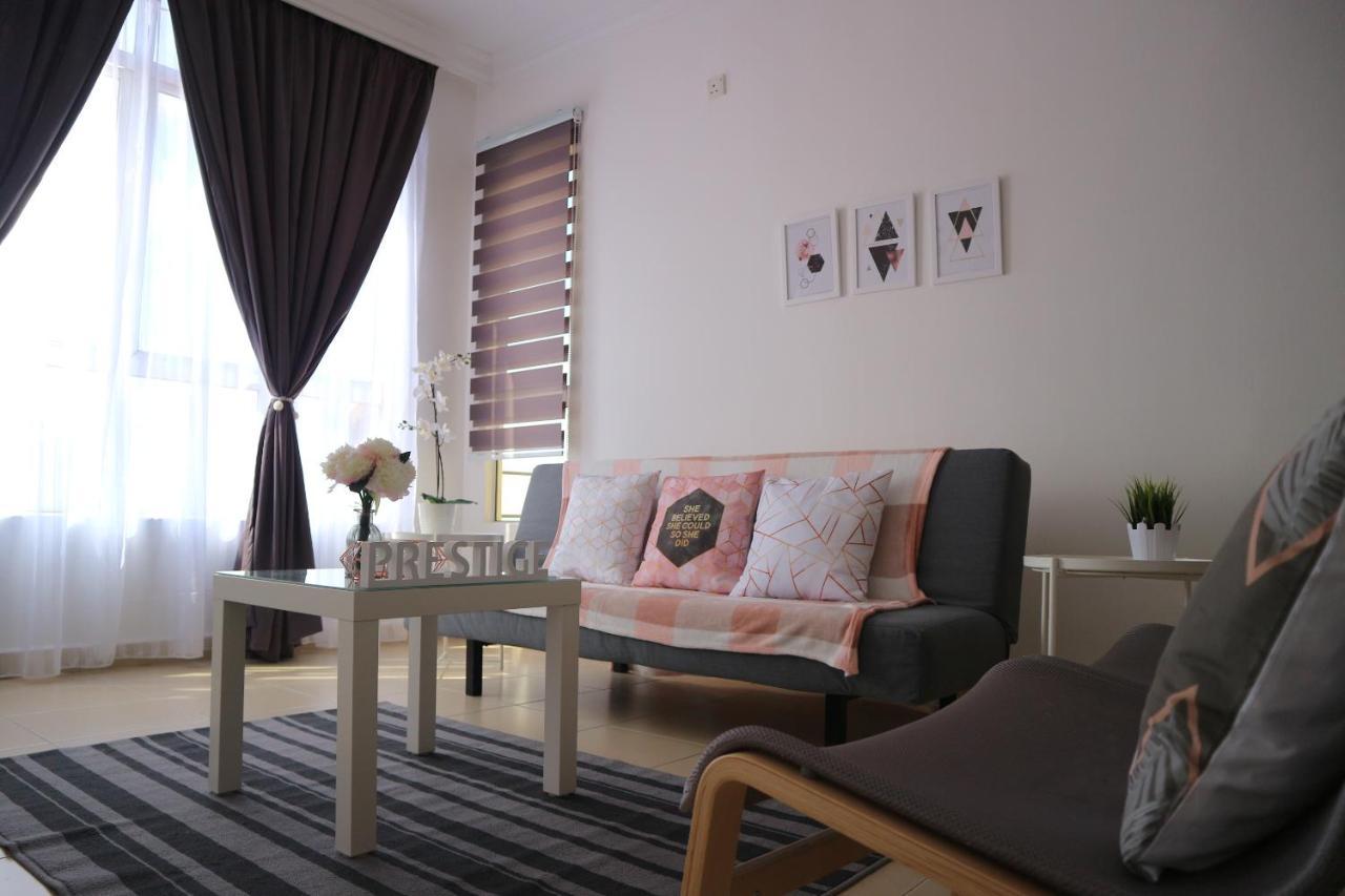 Prestige Pelangi Riverside'S Home Κότα Μπάρου Εξωτερικό φωτογραφία