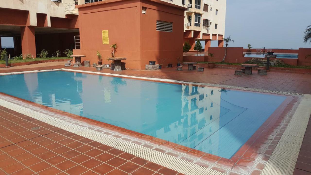 Prestige Pelangi Riverside'S Home Κότα Μπάρου Εξωτερικό φωτογραφία